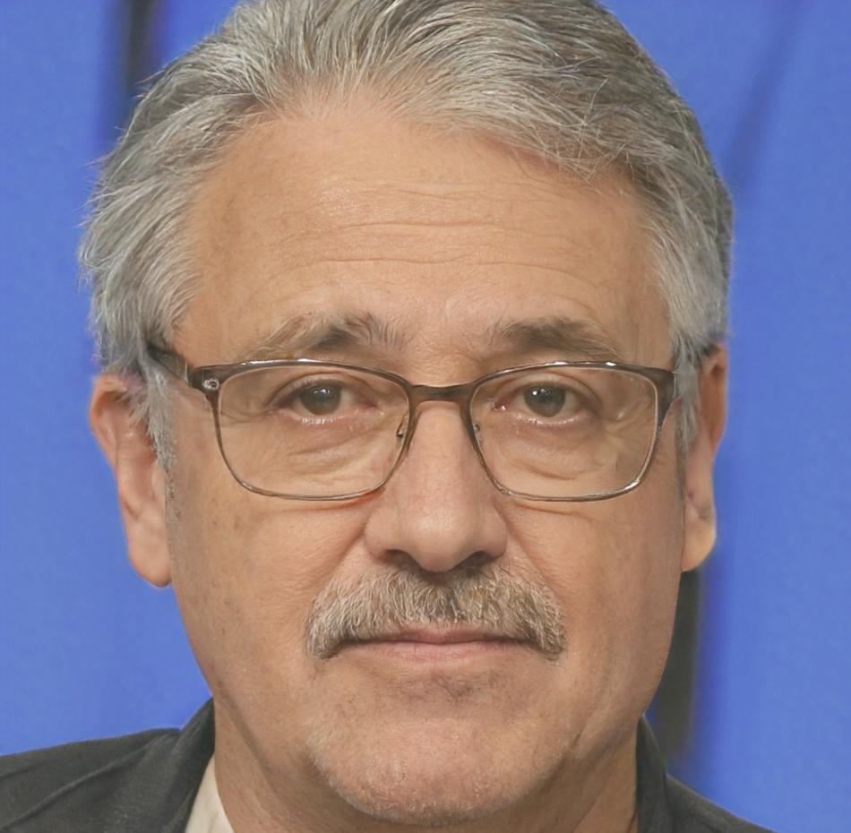 Metodoloji uzmanı erkek profil fotoğrafı